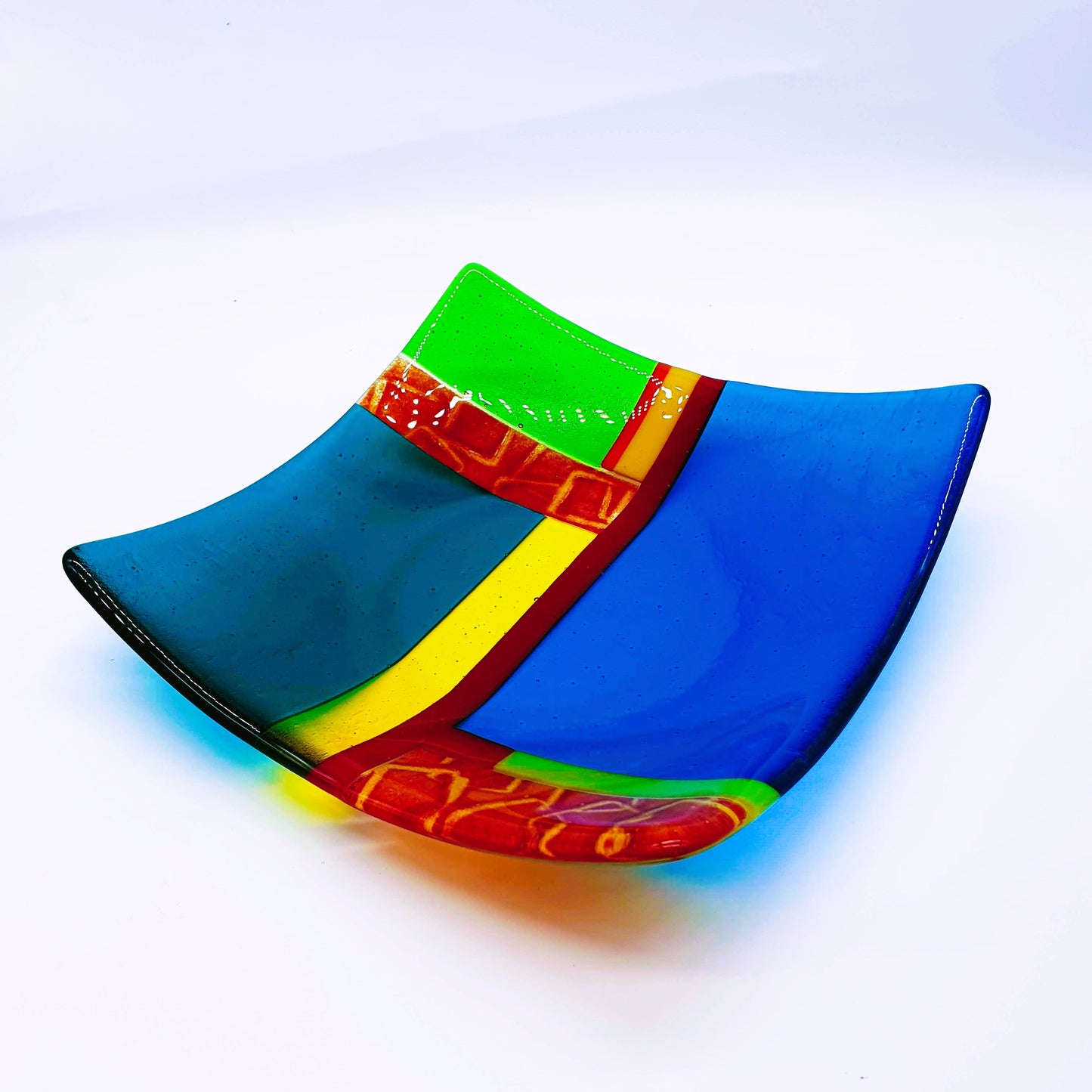 Afrika Red Square Dish