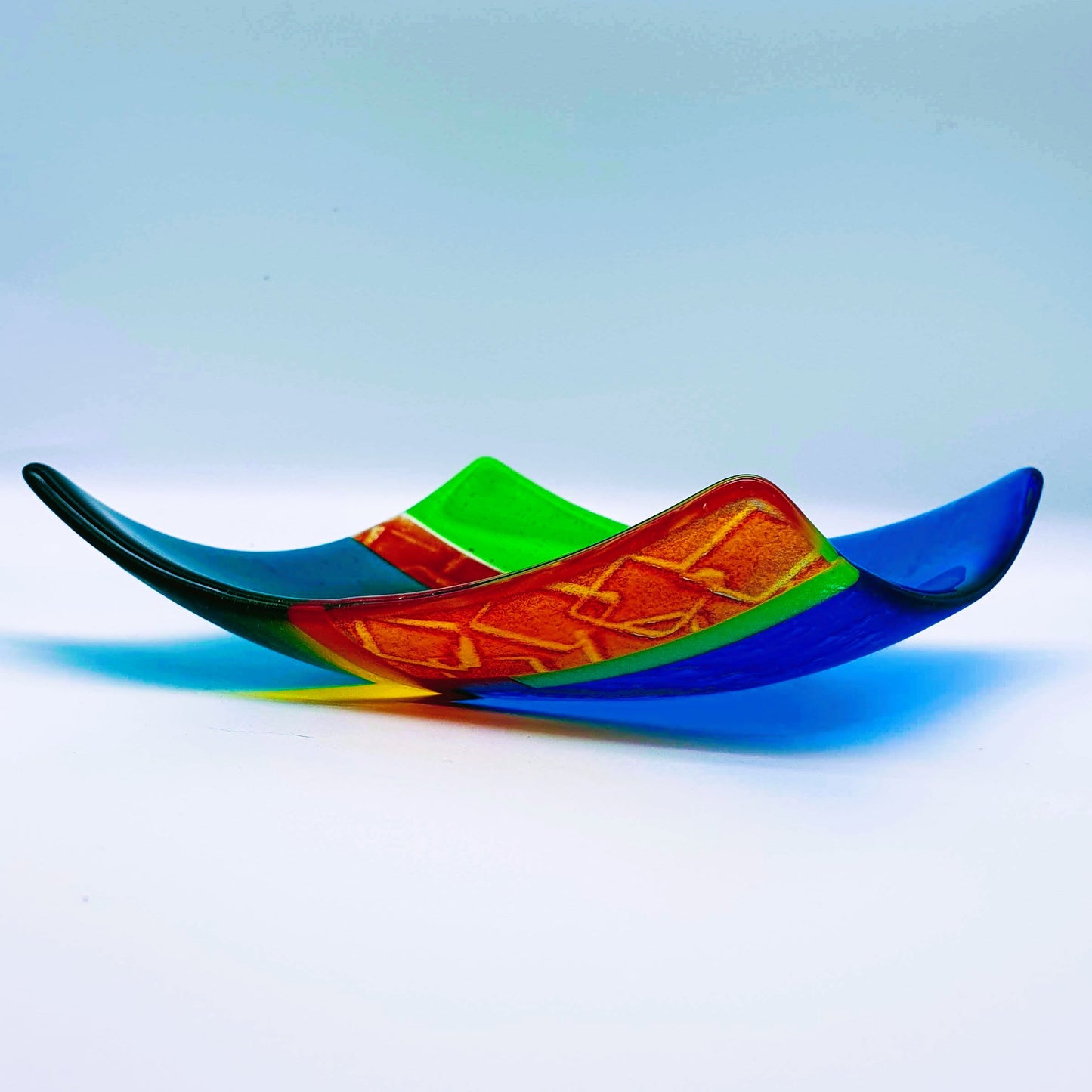 Afrika Red Square Dish